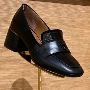 NWT Tory Burch Everly Heeled Loafers.
